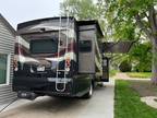 2013 Thor Motor Coach Challenger 32VS 32ft