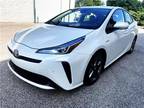 2019 Toyota Prius Hybrid-Electric XLE