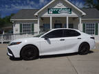 2021 Toyota Camry White, 59K miles