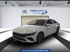 2024 Hyundai Elantra White, new