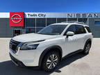 2024 Nissan Pathfinder White, new