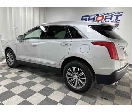 2017 Cadillac XT5 Luxury is a Silver 2017 Cadillac XT5 Luxury SUV in Pikeville KY