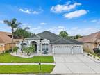 10121 Queens Park Dr, Tampa, FL 33647