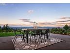 Home For Sale In Lake Oswego, Oregon