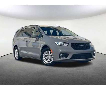 2022 Chrysler Pacifica Touring L is a Grey 2022 Chrysler Pacifica Touring Car for Sale in Mendon MA