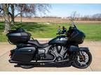 2024 Indian Motorcycle Pursuit® Dark Horse® with PowerBand Audio Package