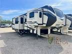 2020 Keystone Alpine 3701FL 41ft