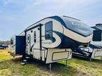 2019 Keystone Cougar Half-Ton Series 28SGS 31ft