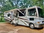 2013 Thor Motor Coach Hurricane 33G 33ft