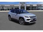 2024 Jeep Compass Silver, 10 miles