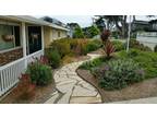 Pacific Grove 3 bedrooms house 1 street away from the Monterey Peninsula
