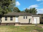 Home For Sale In Poplar Bluff, Missouri