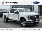2024 Ford F-350SD Lariat w/Twin Panel Moonroof + 2KW Por Power Onboard