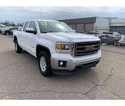 2015 GMC Sierra 1500 SLE is a White 2015 GMC Sierra 1500 SLE Truck in Southfield MI