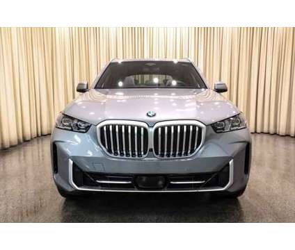 2024 BMW X5 xDrive40i is a Grey 2024 BMW X5 3.0si SUV in Akron OH