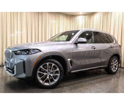 2024 BMW X5 xDrive40i is a Grey 2024 BMW X5 3.0si SUV in Akron OH