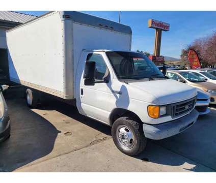 2006 Ford E350 Super Duty Cutaway for sale is a White 2006 Ford E350 Super Duty Car for Sale in Richland WA