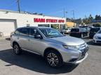 2018 Mitsubishi Outlander SE Silver,