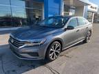 Used 2020 Volkswagen Passat for sale.