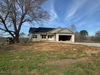 Home For Sale In Baxter, Tennessee