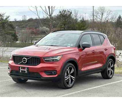 2021 Volvo XC40 R-Design is a Red 2021 Volvo XC40 SUV in Mars PA