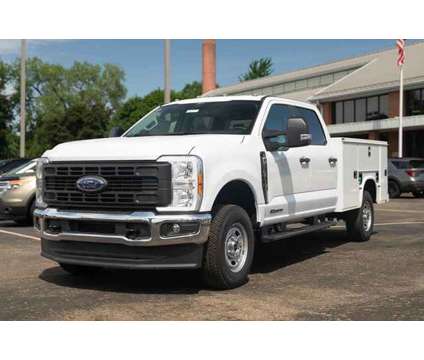 2024 Ford F-250SD XL is a White 2024 Ford F-250 XL Truck in Canton OH
