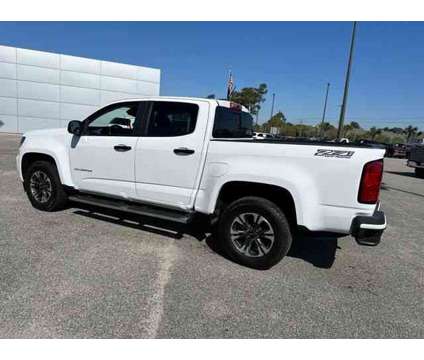 2022 Chevrolet Colorado Z71 is a White 2022 Chevrolet Colorado Z71 Truck in Little River SC