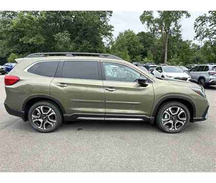 2024 Subaru Ascent Touring is a Green 2024 Subaru Ascent SUV in Pittsburgh PA