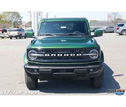 2024 Ford Bronco Outer Banks is a Green 2024 Ford Bronco SUV in Greenville NC