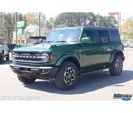 2024 Ford Bronco Outer Banks is a Green 2024 Ford Bronco SUV in Greenville NC