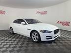 2017 Jaguar XE 25t