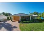 2930 Woodcrest Dr, Sarasota, FL 34239