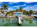 11220 7th St E, Treasure Island, FL 33706