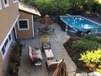 4 bedroom villa with spa in Los Altos Hills