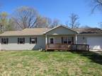 Home For Sale In West Plains, Missouri