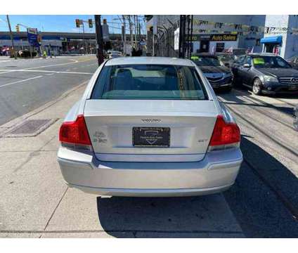 2006 Volvo S60 for sale is a Silver 2006 Volvo S60 2.4 Trim Car for Sale in Jersey City NJ