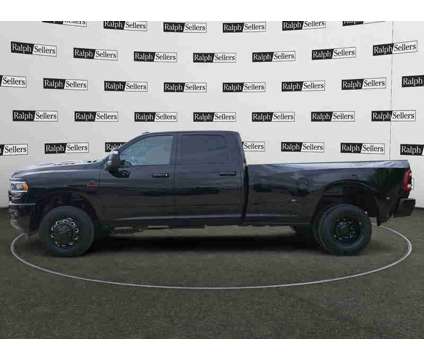 2024UsedRamUsed3500Used4x4 Crew Cab 8 Box is a Black 2024 RAM 3500 Model Car for Sale in Gonzales LA