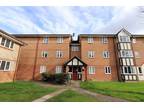 2 bed flat to rent in Woodland Grove, CM16, Epping