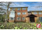 2 bed flat for sale in Lawrence Court, WD19, Watford