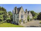 6 bedroom property for sale in Broad Street, Uffington, Faringdon, Oxfordshire