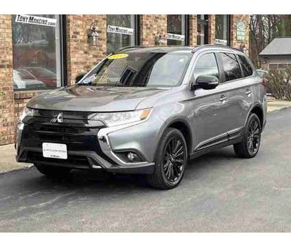 2020 Mitsubishi Outlander LE 4WD 7 Passenger is a Grey 2020 Mitsubishi Outlander LE Car for Sale in Clifton Park NY