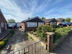 Brackenhill Close, Links View, Northampton NN2 7LD 2 bed detached bungalow for