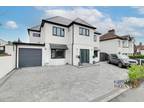 4 bedroom detached house for sale in Clarence Road, Benfleet, SS7
