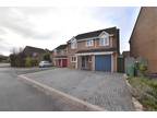 4+ bedroom house for sale in James Grieve Road, Abbeymead, Gloucester