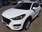 2019 Hyundai Tucson White, 72K miles