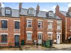3+ bedroom house for sale in Bath Road, Stroud, Gloucestershire, GL5