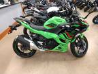 2024 Kawasaki Ninja 500 KRT Edition