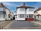 Barton Croft, Birmingham B28 3 bed semi-detached house for sale -