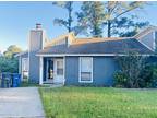 129 Village Cir - Jacksonville, NC 28546 - Home For Rent