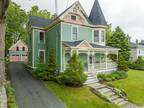 7 Hyler Street, Thomaston ME 04861